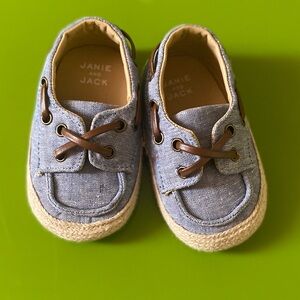 Janie and Jack baby boy crib shoe in denim Sz.3-6 months